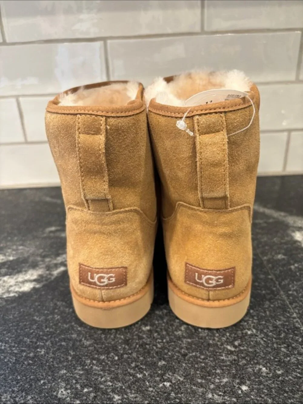 UGG Cory II Boots – Chestnut – Size 11